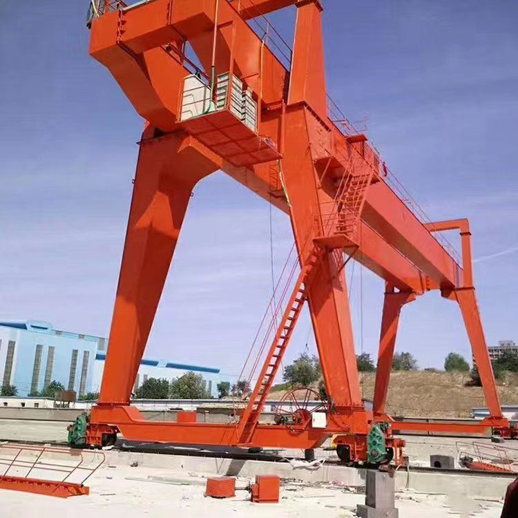 通用門式起重機